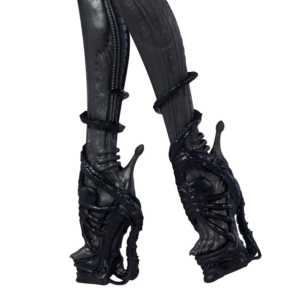 Alien Doll with Metallic Outfit W52605