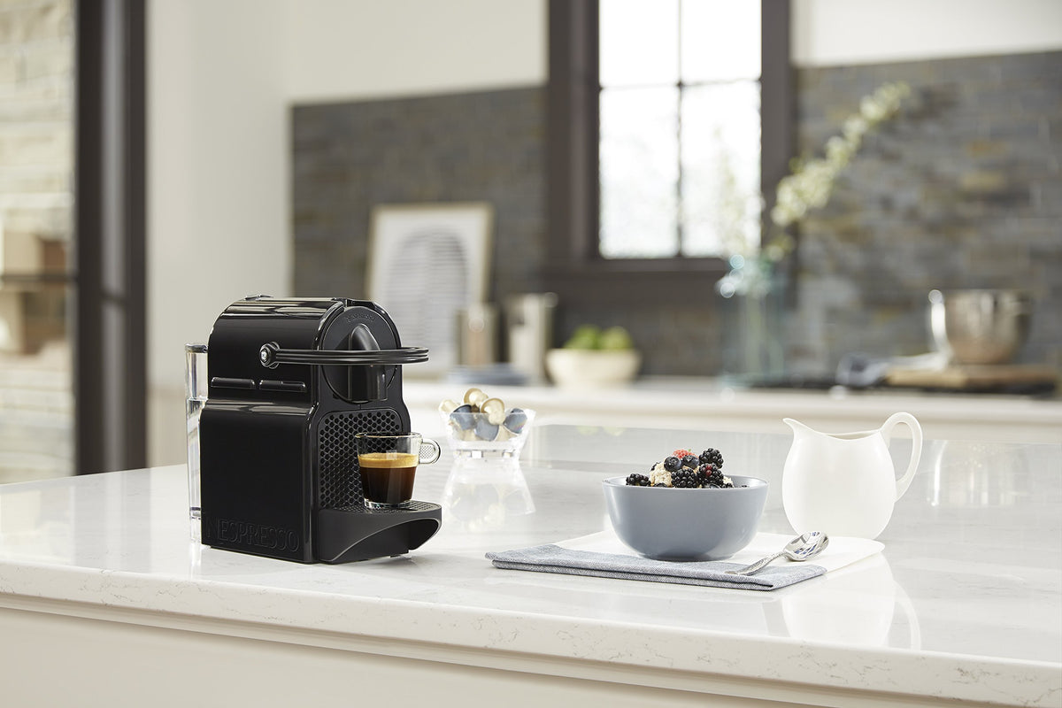 Black 24 oz Espresso Machine R582